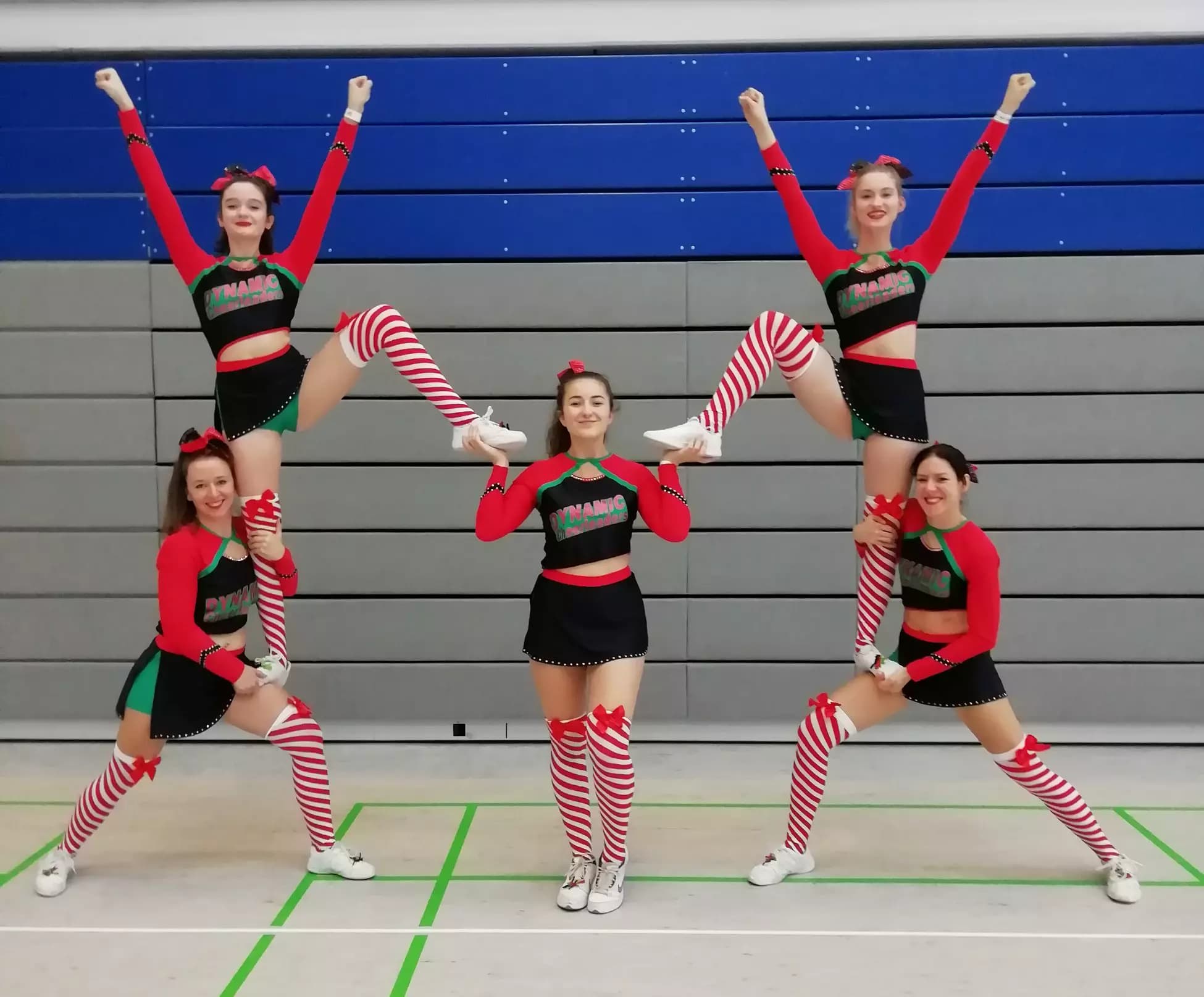 Fotografie oddílu Dynamic Cheerleaders